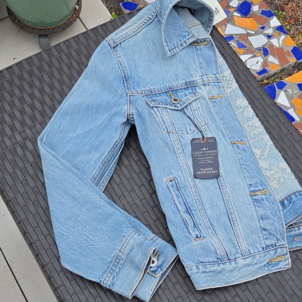 Lucky Brand Blue Denim Jean Jacket Timeless Style NWT XS - Picture 8 of 10